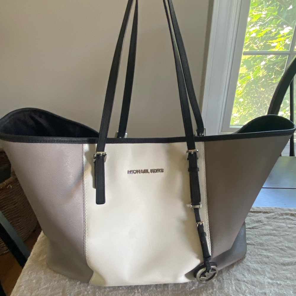 Michael Kors Tote